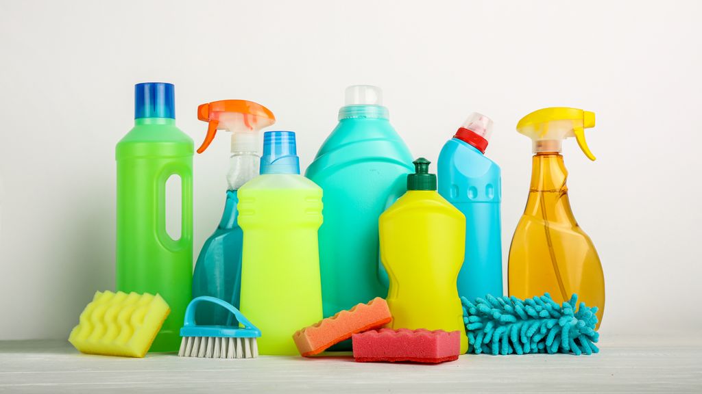 5 Potentially Harmful Chemicals Used at Home