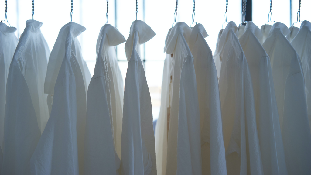 How to whiten clothes?